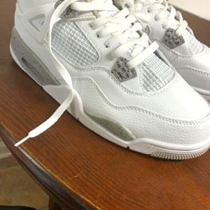 Nike Air Jordan 4 Retro 'White Oreo"